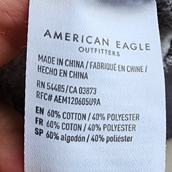 American Eagle Outfitters Gray Camo Crew Neck Jegging Fit Sweatshirt Size Small - Picture 10 of 15